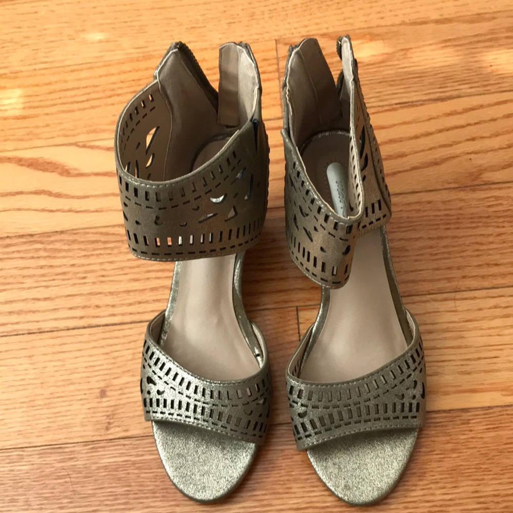 Mark’s high heel shoes